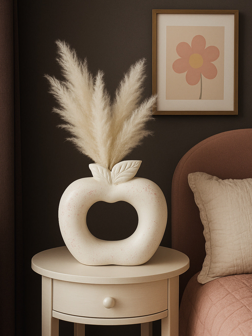 [BUY 1 GET 1 FREE] Ivory Puff Vase 🤍